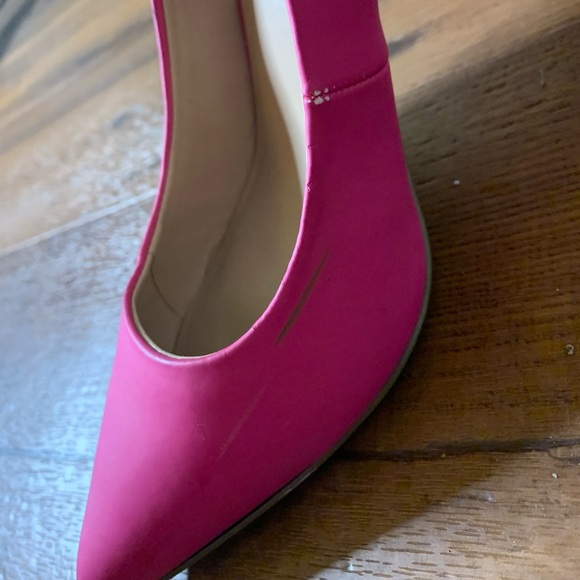 Hot Pink Pumps - Picture 4 of 5